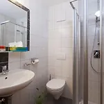 路易斯度假公寓 * 瑙德斯